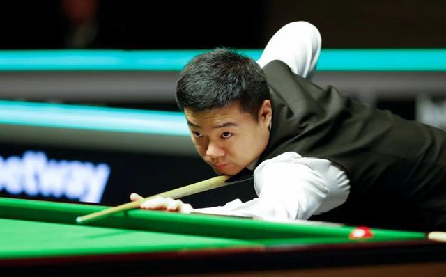 V埃因霍温 V埃因霍温