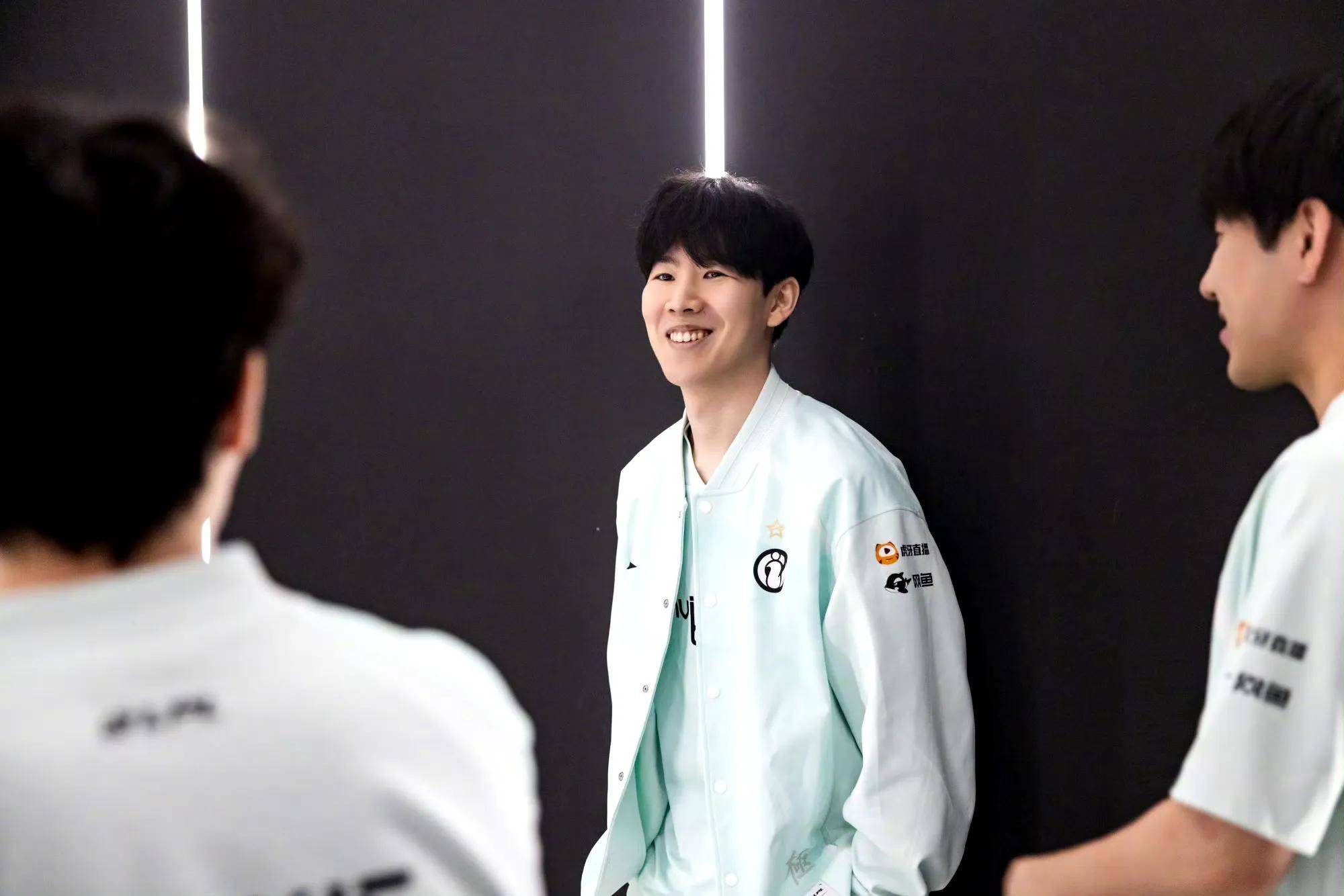 这个词汇明 这个词汇明